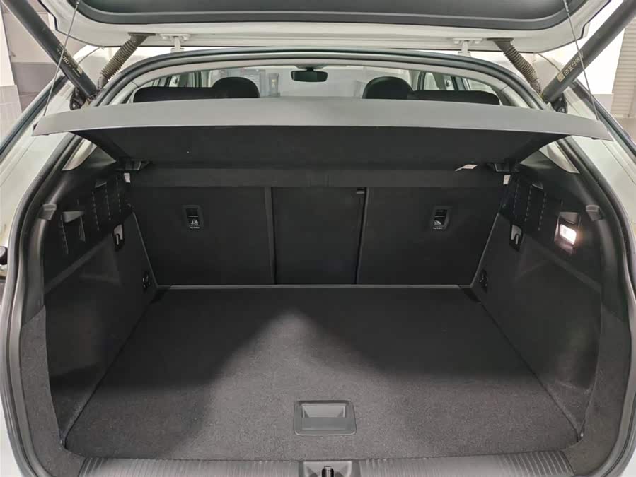 Q2L 2024 car image #18