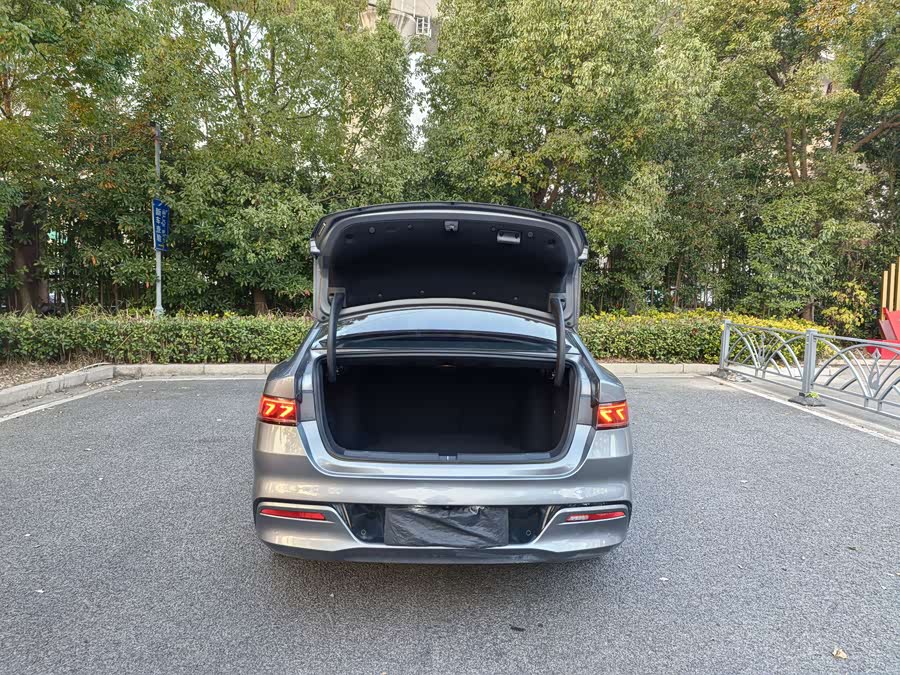 BYD Qin Plus 2023 صورة سيارة #18