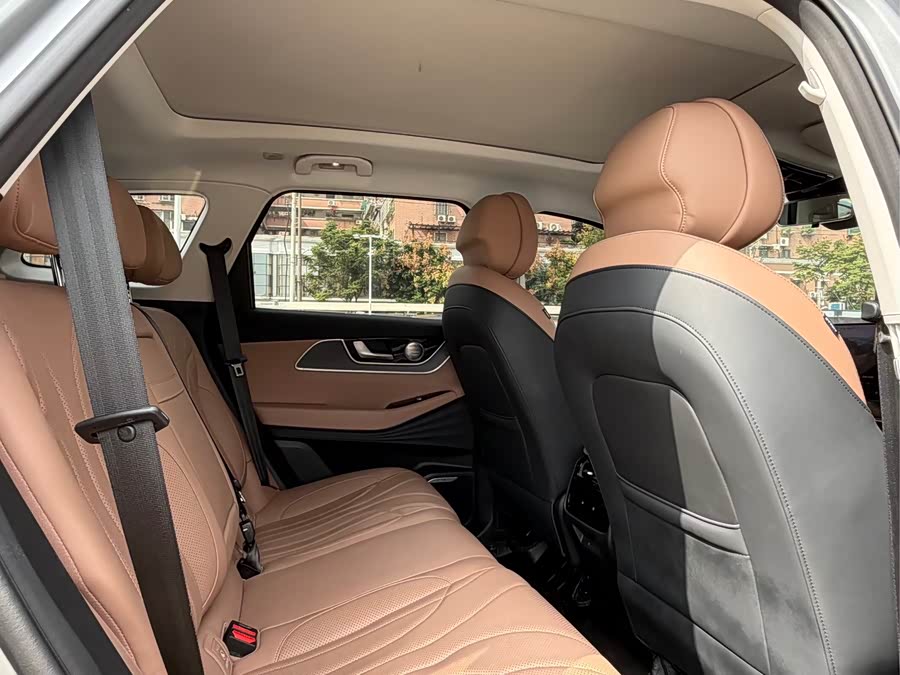 Chery Tiggo8L 2025 immagine di auto #18