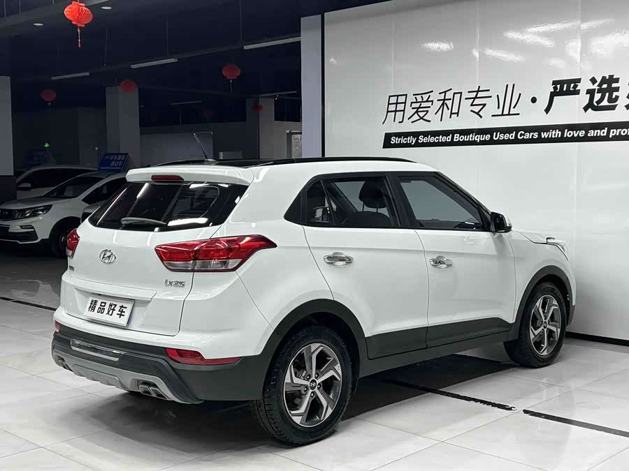 Hyundai ix25 2019 #18 Hyundai ix25 2019 car image #18