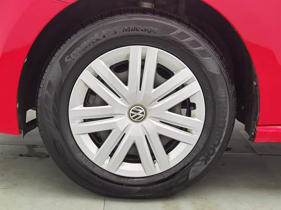 Volkswagen Polo 2017 car image #18