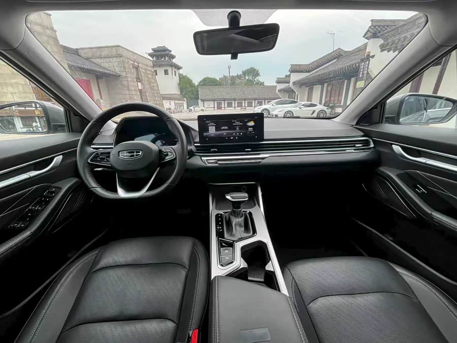 GEELY Emgrand 2021 car image #18