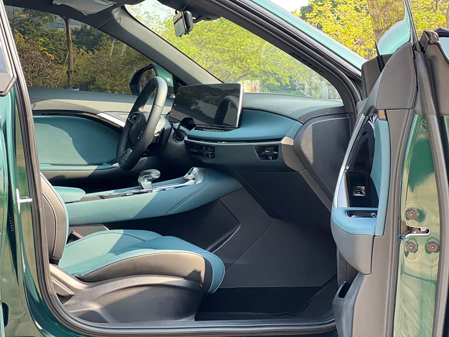 MG 7 2025 car image #18