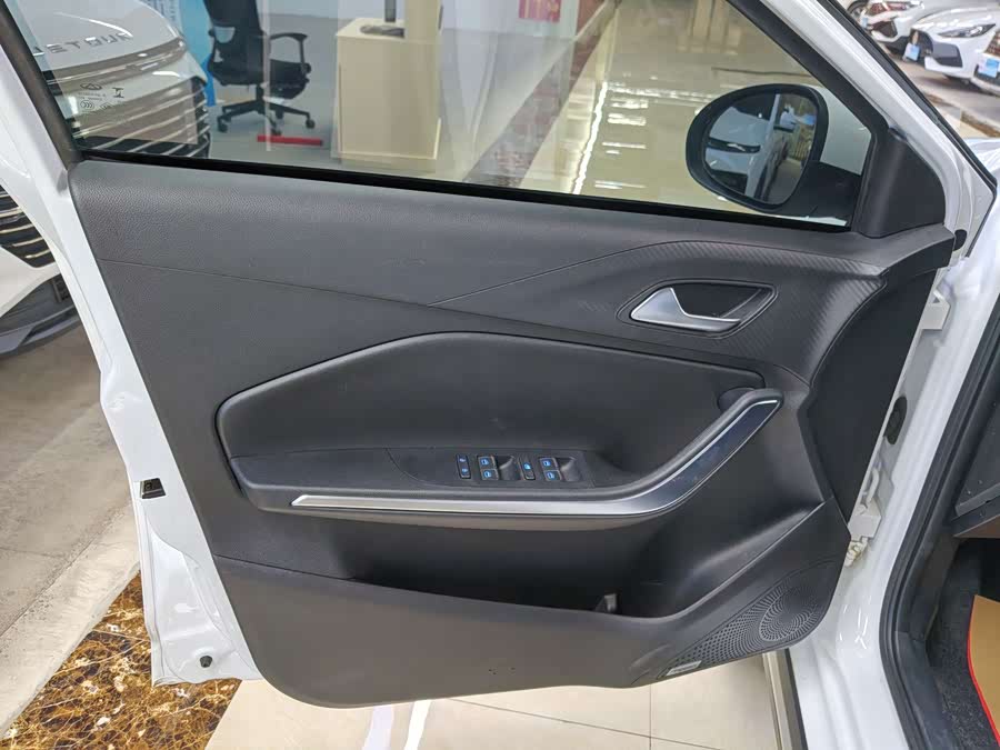 Chery Tiggo 3x 2025 car image #18