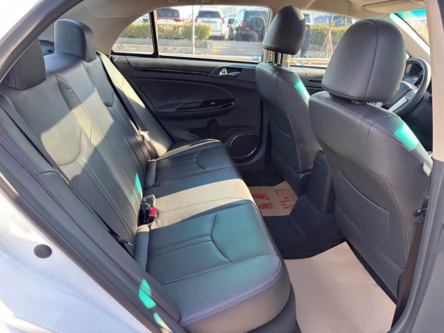 BYD e5 2016 #18 BYD e5 2016 car image #18