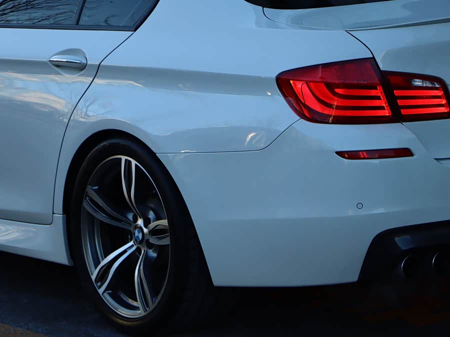 BMW M5 2013 #18 BMW M5 2013 car image #18