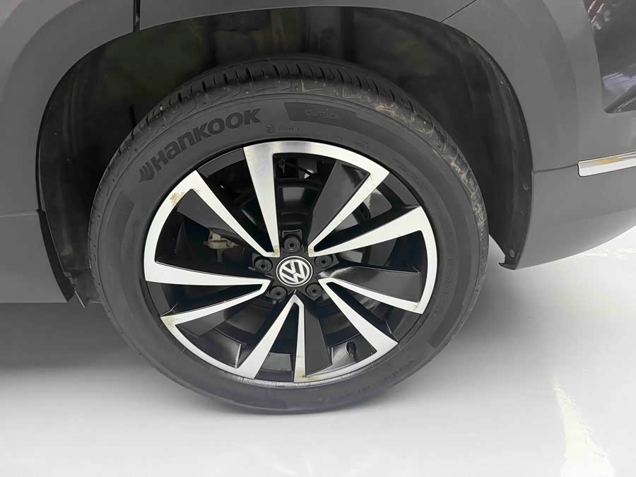 Volkswagen Tharu 2019 #18 Volkswagen Tharu 2019 car image #18
