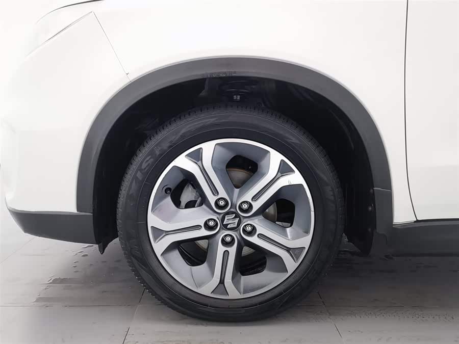 铃木 维特拉 2017 汽车图片 #18