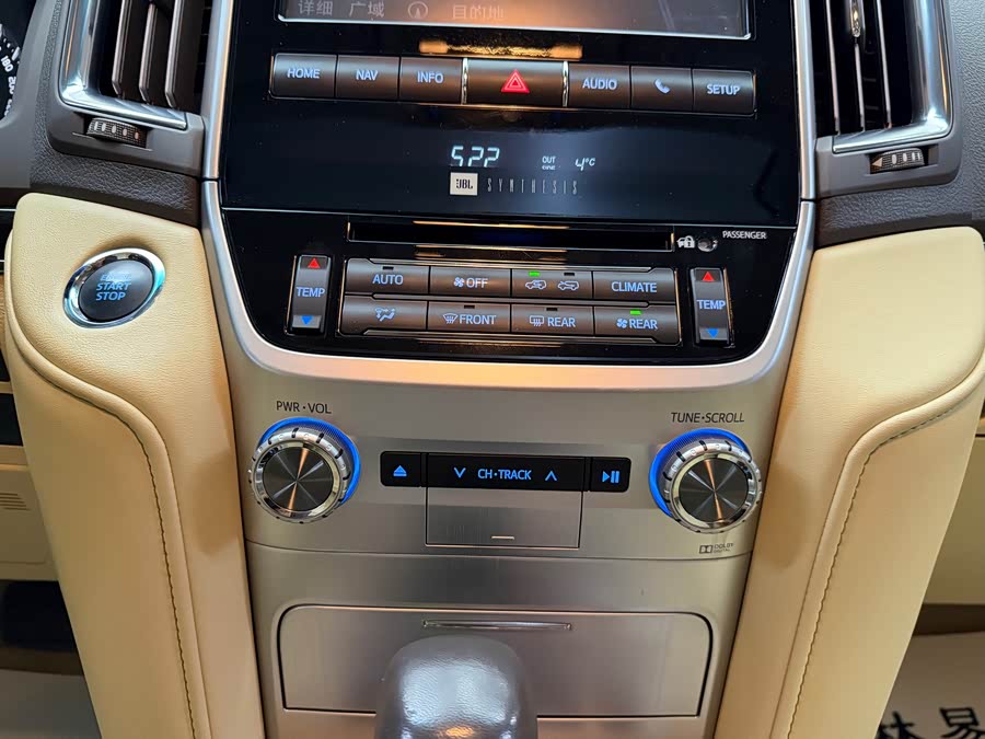 Toyota Land Cruiser 2016 immagine di auto #18