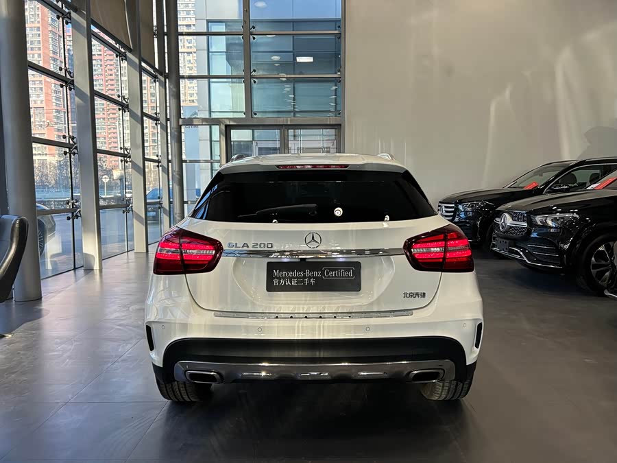 Mercedes-Benz GLA Class 2020 car image #18