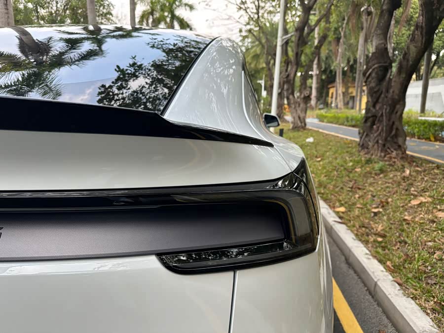 特斯拉 Model Y L 2025 汽车图片 #18