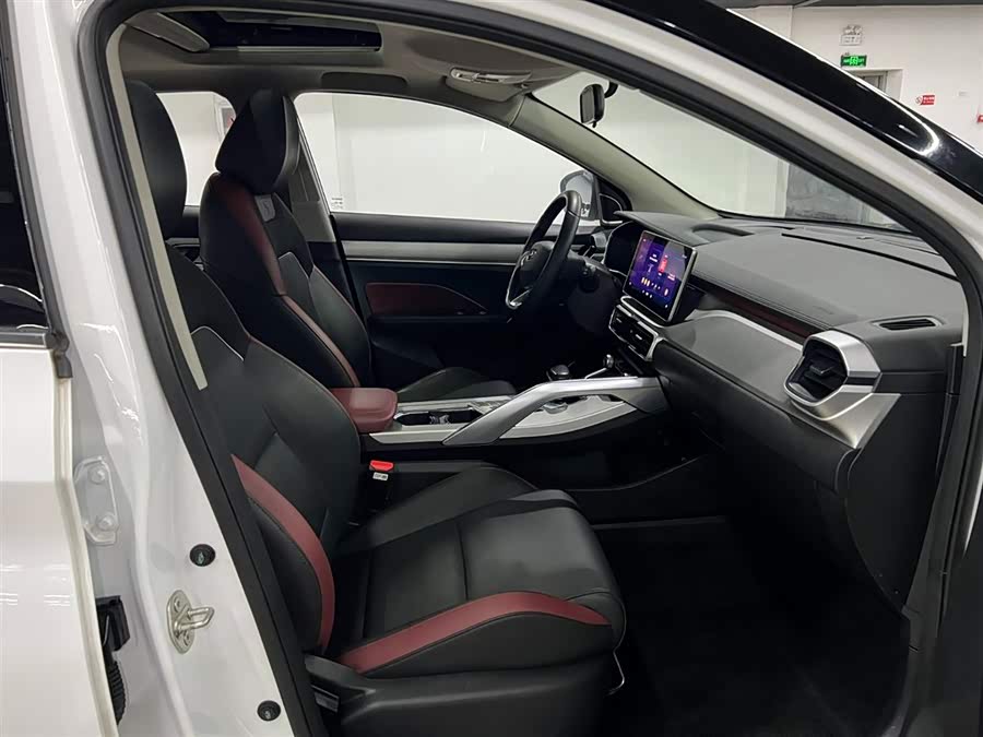 GEELY Coolray 2021 #18 GEELY Coolray 2021 car image #18