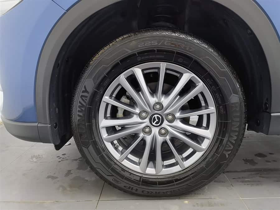 Mazda CX-5 2018 car image #18