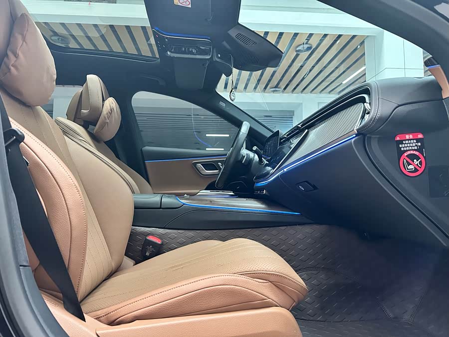 Mercedes-Benz E Class 2024 car image #18