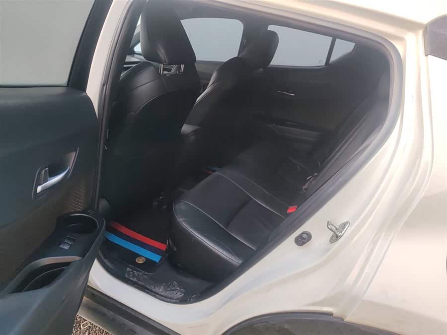 Toyota C-HR EV 2020 #18 Toyota C-HR EV 2020 immagine di auto #18