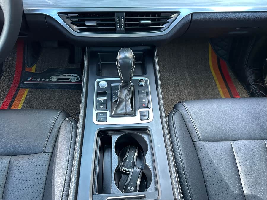 BYD Tang 2018 car image #18