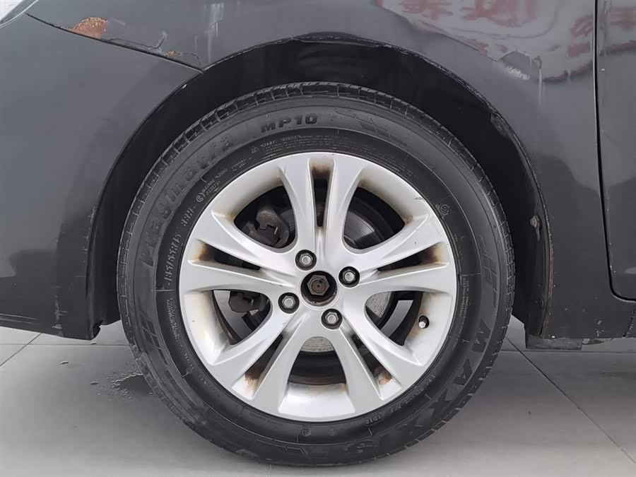 Great Wall C30 2012 car image #18