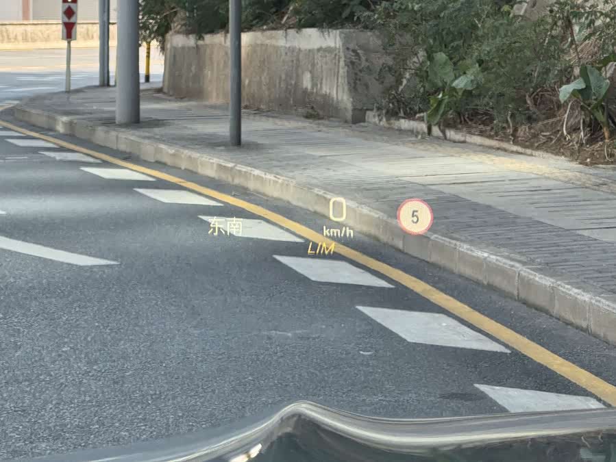 Mercedes-Benz C AMG 2023 immagine di auto #18