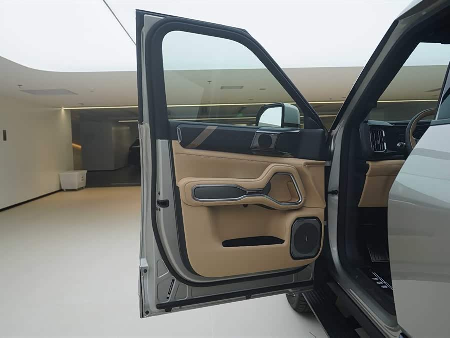 FangChengBao Leopard 8 2024 #18 FangChengBao Leopard 8 2024 car image #18