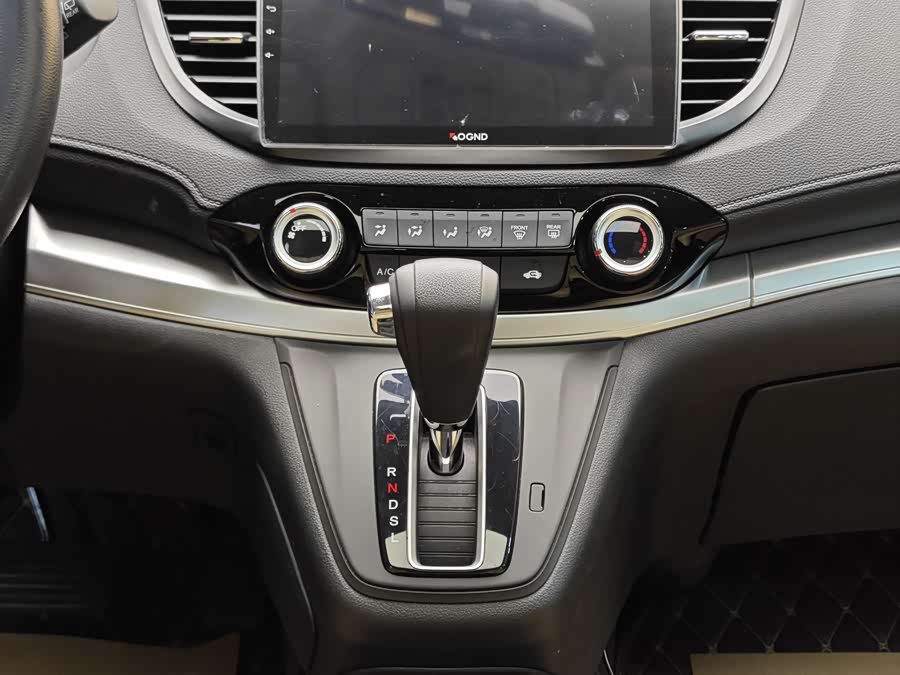 Honda CR-V 2017 صورة سيارة #18