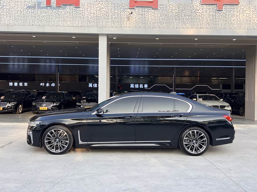 BMW 7 Series 2020 #18 BMW 7 Series 2020 car image #18