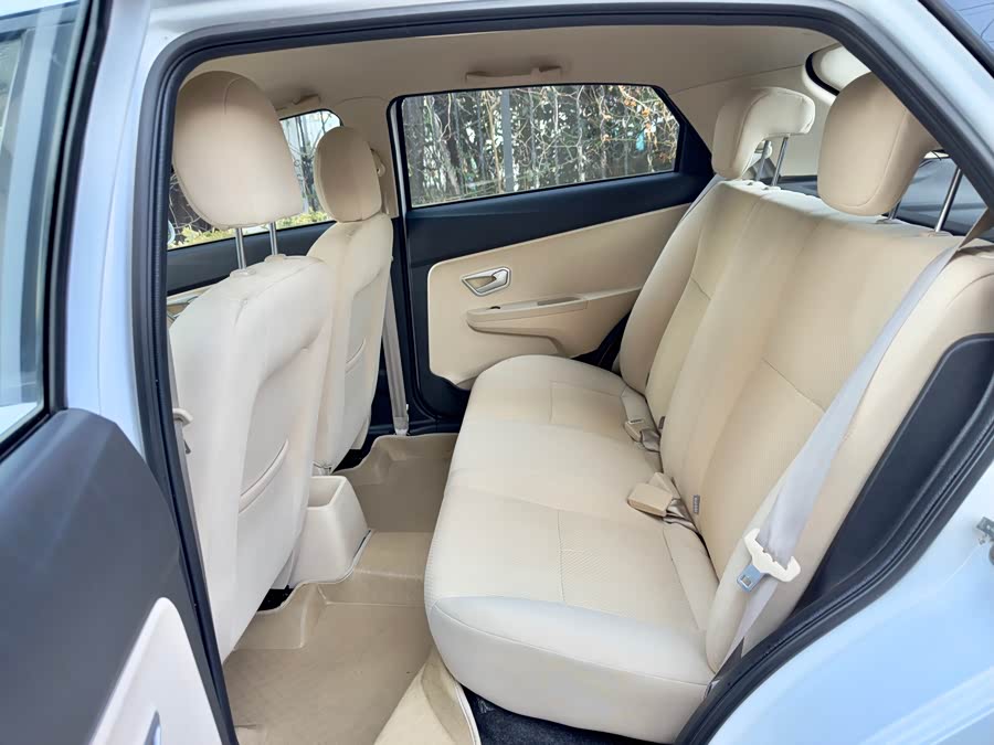 Chery Fulwin 2 2015 #18 Chery Fulwin 2 2015 car image #18