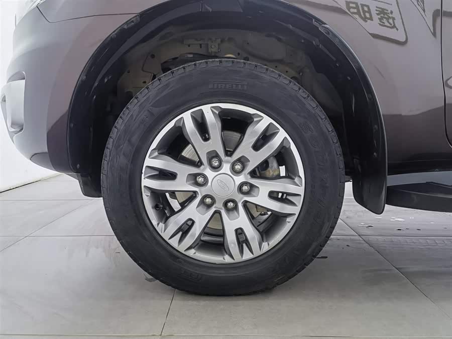 Ford Everest 2017 car image #18