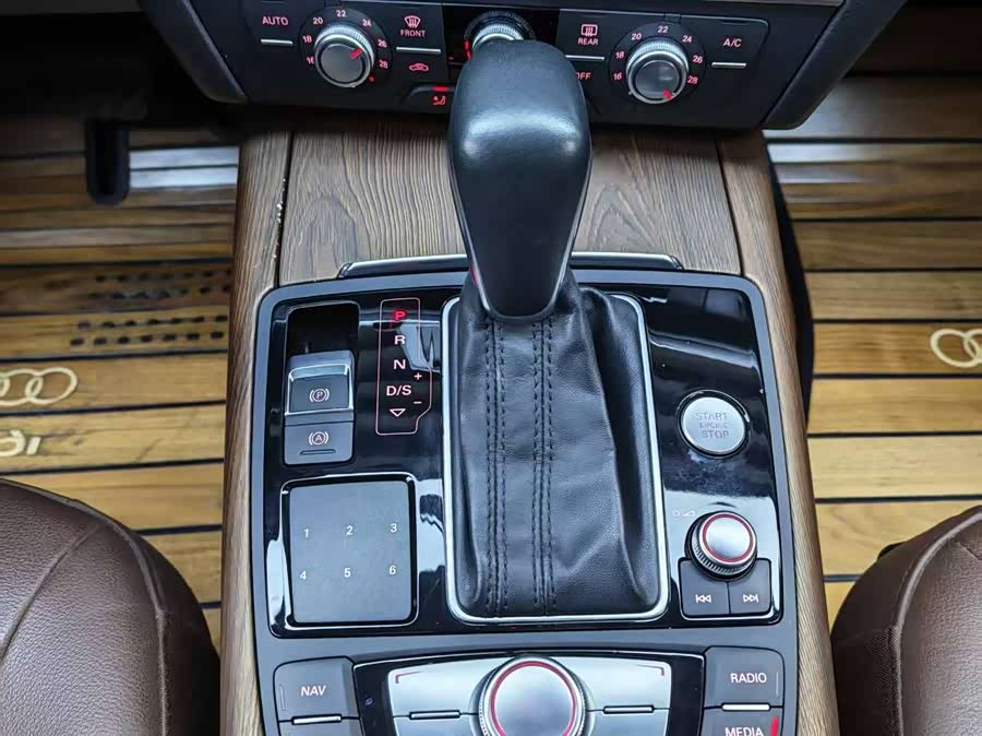 Audi A6L 2018 #18 Audi A6L 2018 car image #18