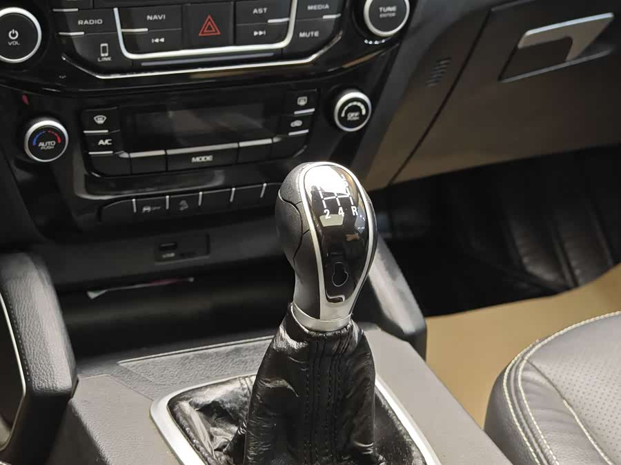 GEELY Vision X6 2017 #18 GEELY Vision X6 2017 car image #18