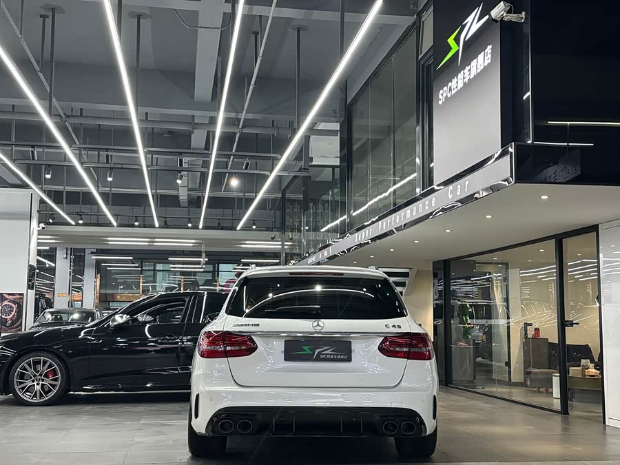 Mercedes-Benz C AMG 2021 car image #18