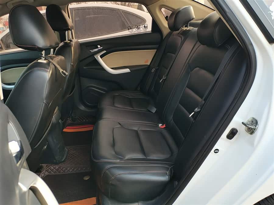 Changan Alsvin V7 2016 #18 Changan Alsvin V7 2016 car image #18