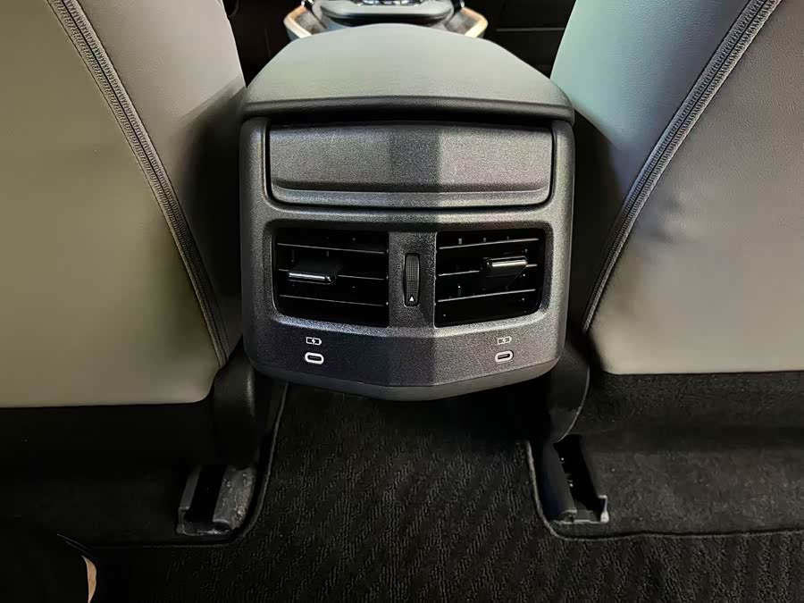 Toyota bZ3 2023 #18 Toyota bZ3 2023 immagine di auto #18