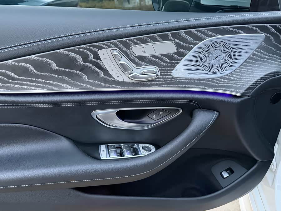 Mercedes-Benz CLS Class 2021 car image #18