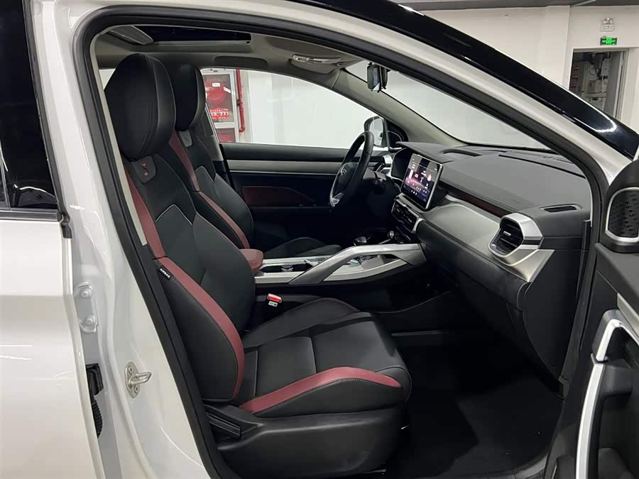GEELY Coolray 2022 #18 GEELY Coolray 2022 car image #18
