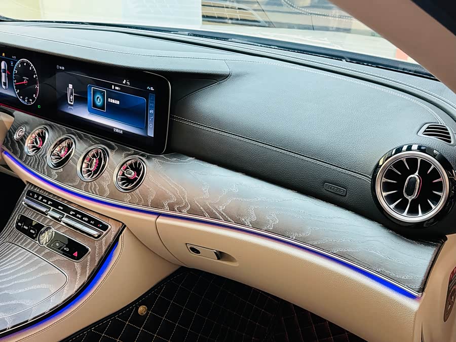 Mercedes-Benz CLS Class 2018 car image #18