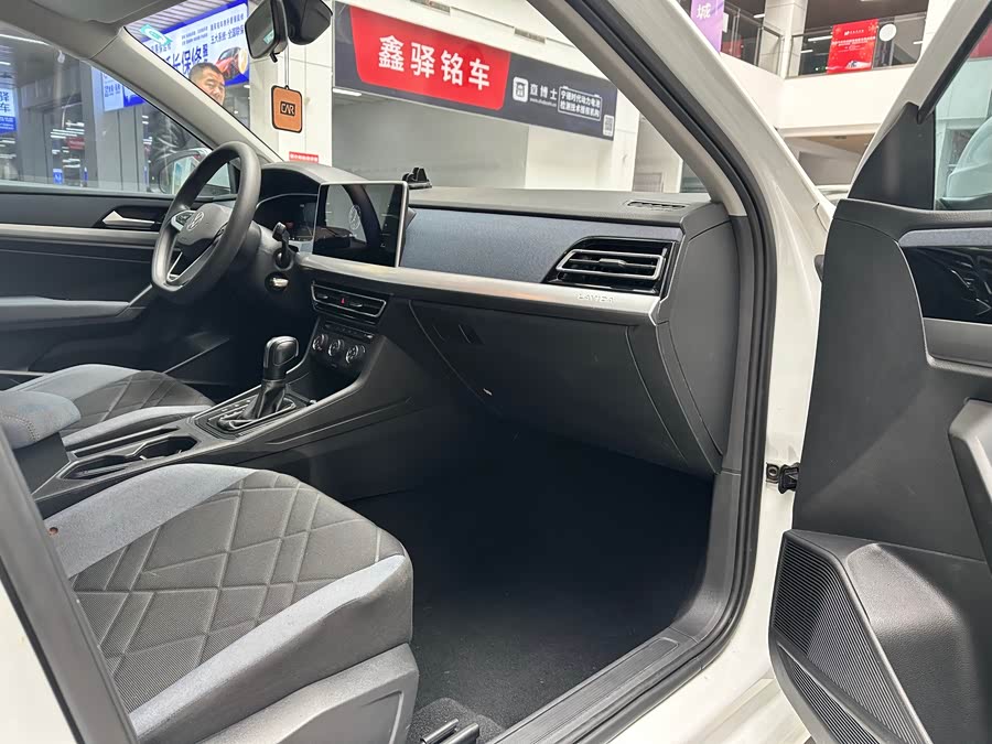 Volkswagen Lavida 2022 car image #18