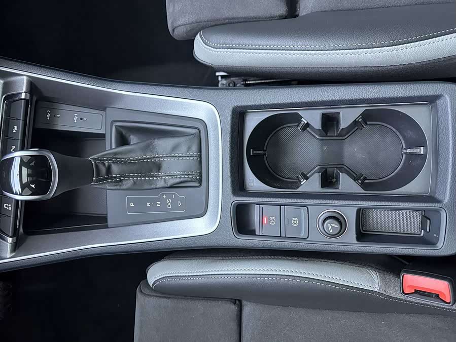 Audi Q3 2022 #18 Audi Q3 2022 car image #18