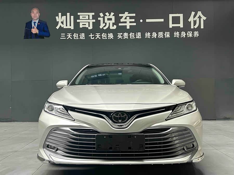 Toyota Camry 2019 car image #18