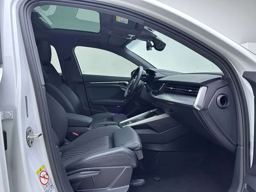 Audi A3 2021 car image #18