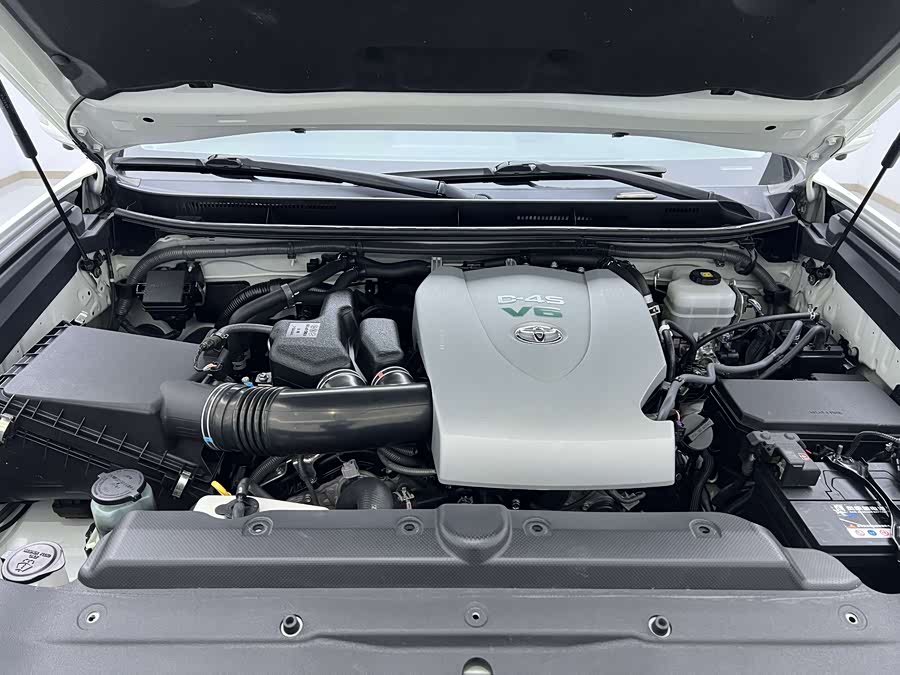 Toyota Land Cruiser Prado 2019 #18 Toyota Land Cruiser Prado 2019 car image #18