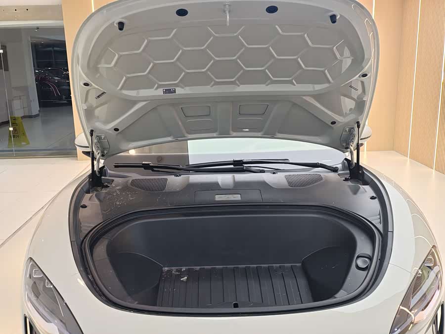 MI SU7 2024 car image #18