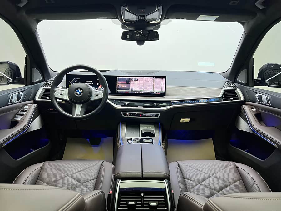 BMW X5 2023 car image #18