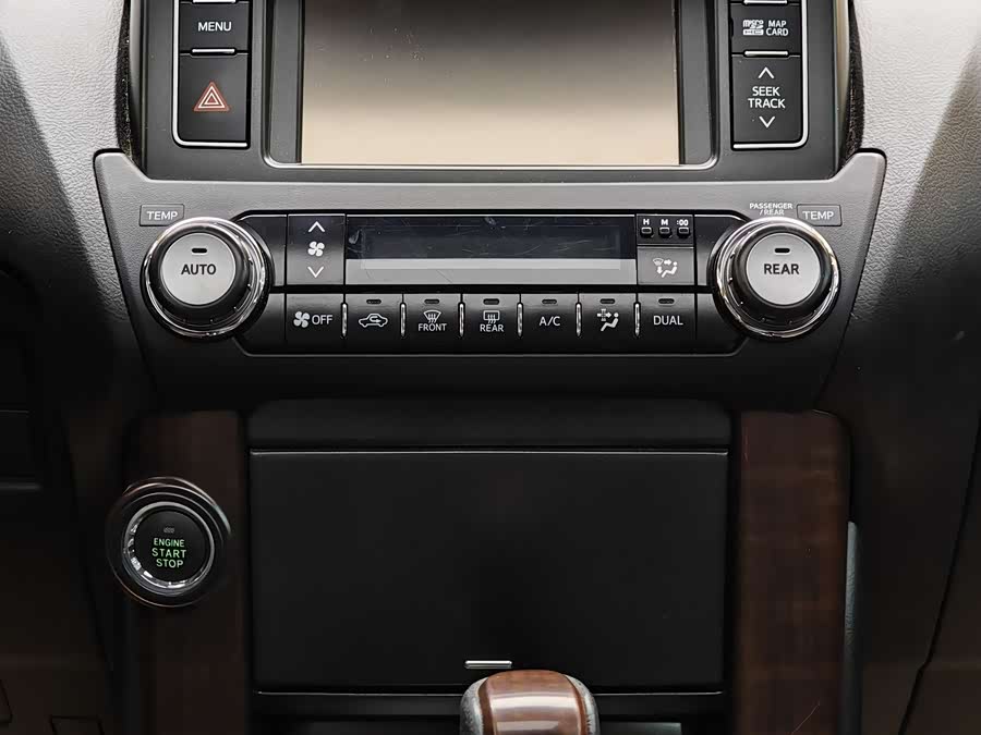 Toyota Land Cruiser Prado 2017 car image #18