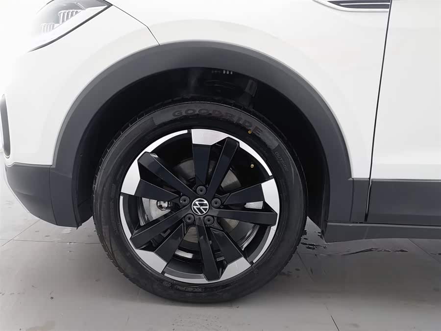 Volkswagen Tacqua 2024 car image #18