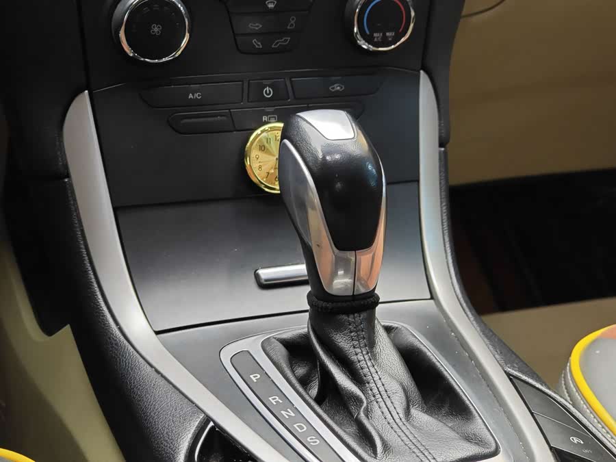 Ford Edge 2016 car image #18