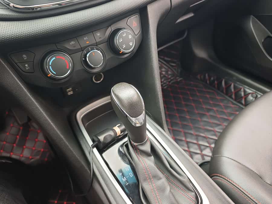 Chevrolet Monza 2020 #18 Chevrolet Monza 2020 car image #18