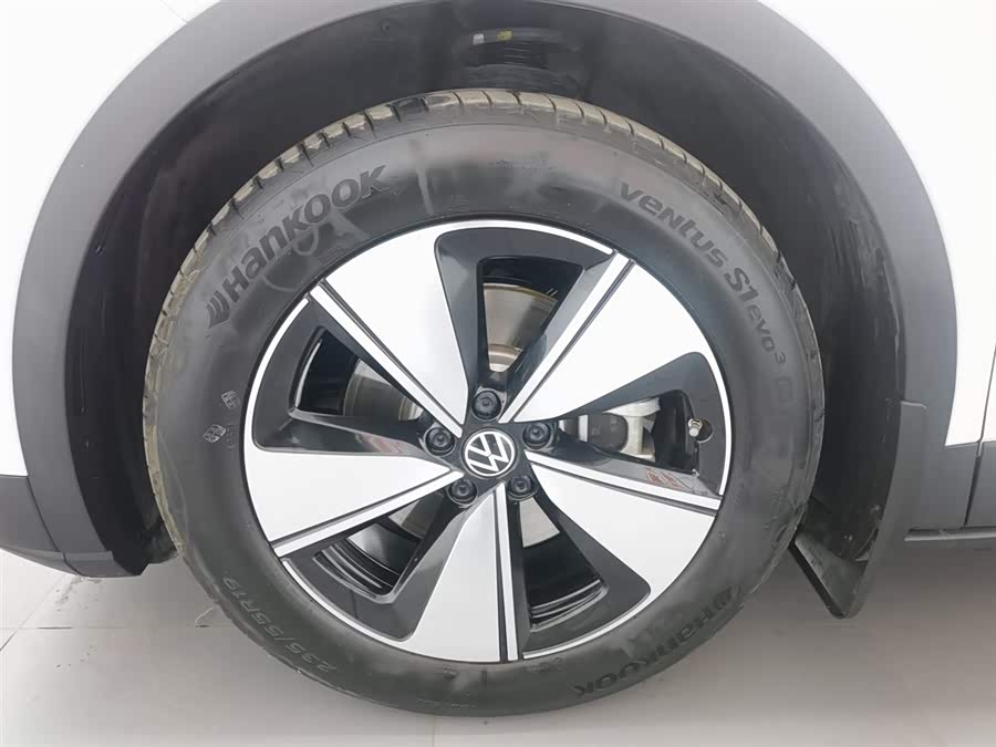 Volkswagen ID.4 X 2025 #18 Volkswagen ID.4 X 2025 car image #18