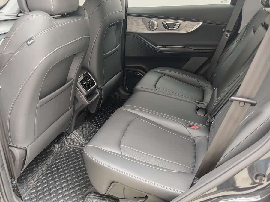 Chery Tiggo 8 PRO 2023 car image #18