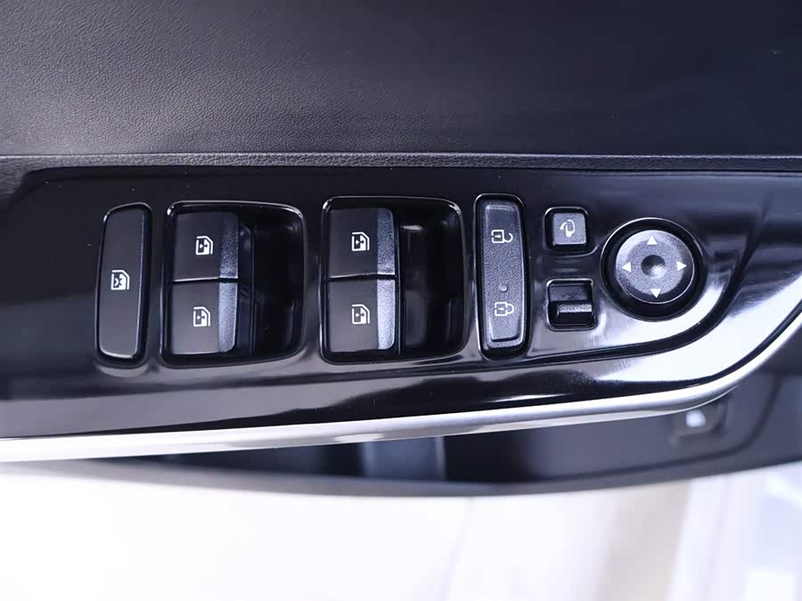 Hyundai Custo 2025 car image #18