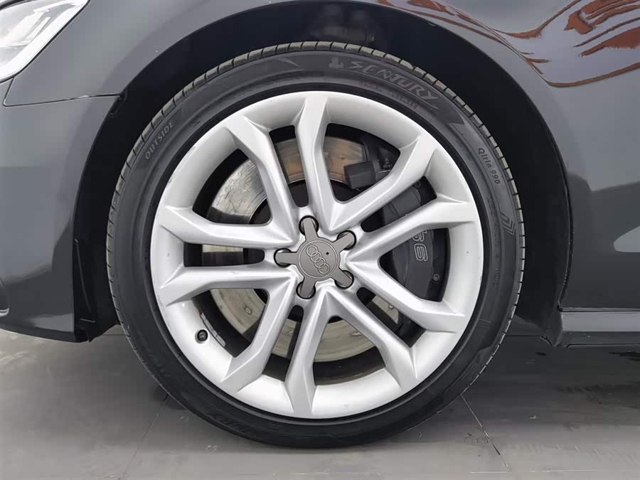 Audi S6 2013 immagine di auto #18